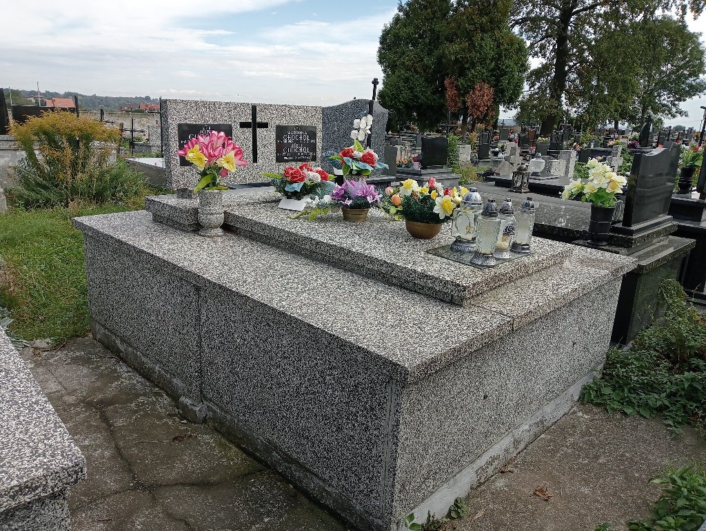 Grób Józef  Chochół