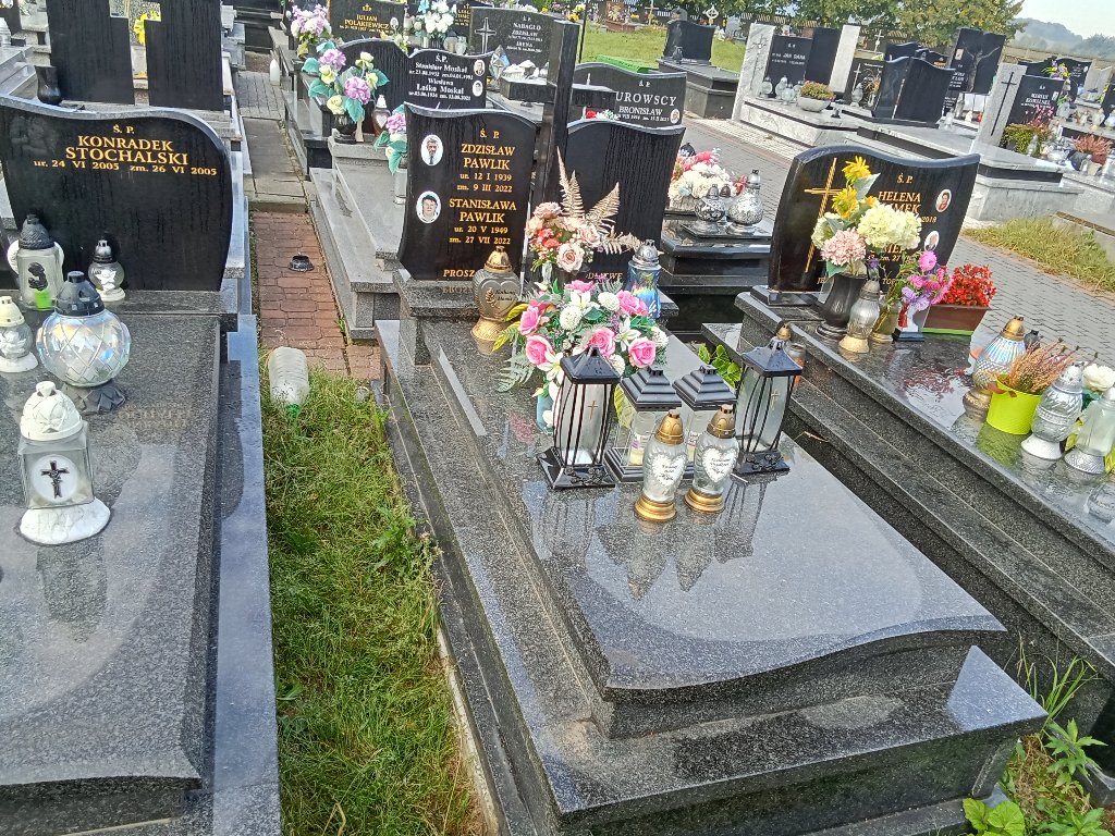 Grób Zdzisław Pawluk