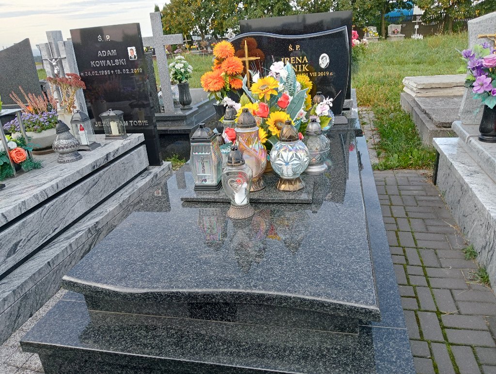 Grób Irena Janik